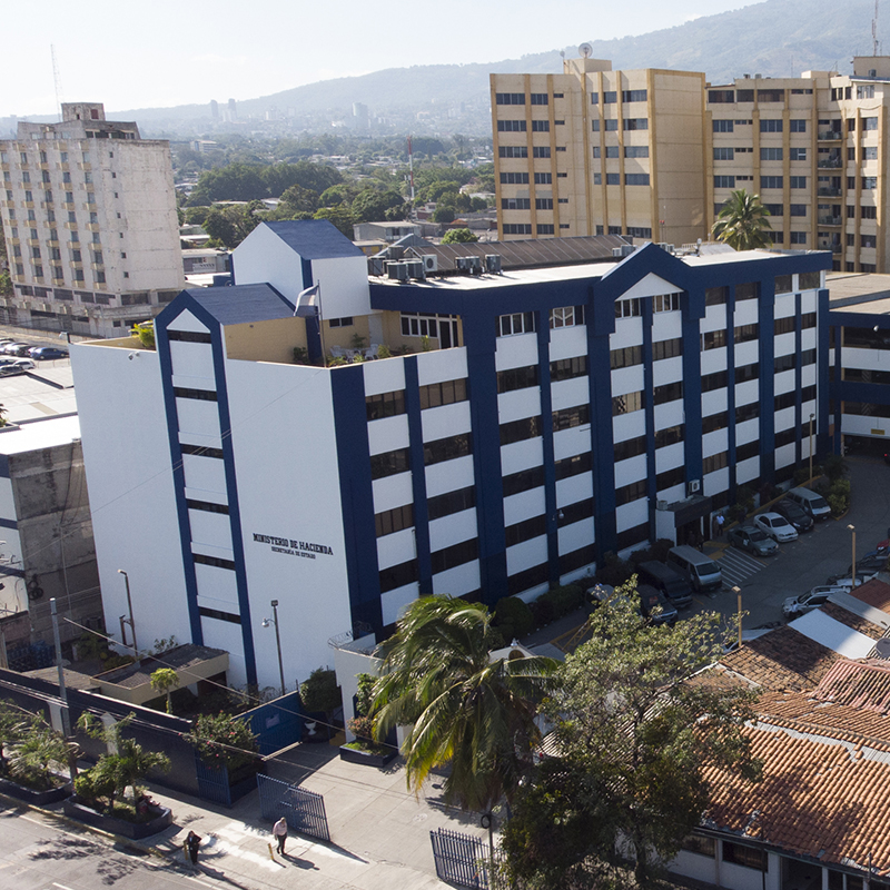 Foto fachada de la Secretaria de Ministerio de Hacienda